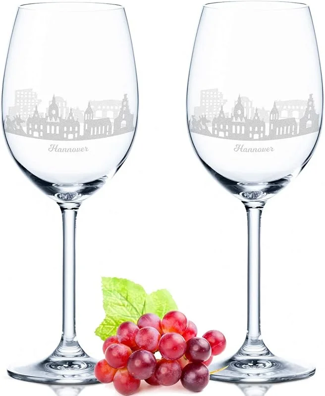 Besuche den GRAVURZEILE-Store GRAVURZEILE Weingläser mit Gravur - Skyline Hannover im Set - Hochwertige 360° Lasergravur - schönes Geschenk als Andenken, Souvenir oder für Sammler & Weingenießer zum Geburtstag — Wein und Festtafel