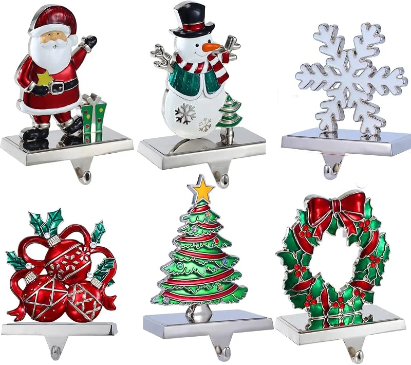 Marke: WAYTOSUC 6-teiliges Weihnachtsstrumpf-Halter-Set, Ständer, Holzschild, schwere Strumpfhaken, Kamin, Strumpfaufhänger für Haus, Urlaub, Hof, Kaminsims, Dekoration — Weihnachtsdeko