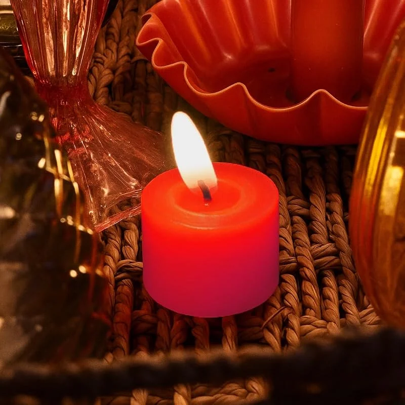 Besuche den Talking Tables-Store Talking Tables Flammenlose Rote LED Teelichtkerze Flackernd, Wachsoptik, Tischdeko, Weihnachten, Halloween, Geschenk, Secret Santa — Kerzenlicht Abendessen