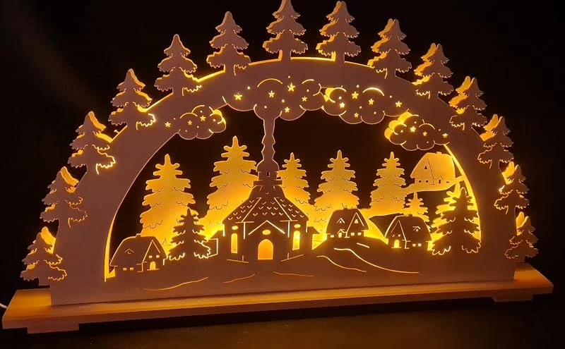 Marke: SchwibboLa Original Erzgebirgischer Schwibbogen Lichterbogen XXL 100 x 57cm LED warmes Licht (Motiv 4) — Weihnachtsdeko