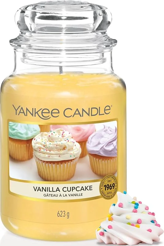Besuche den Yankee Candle-Store Yankee Candle Duftkerze im Glas (groß), Vanilla Cupcake, Kerze mit langer Brenndauer bis zu 150 Stunden, Perfekte Geschenke für Frauen — Kerzenlicht Abendessen