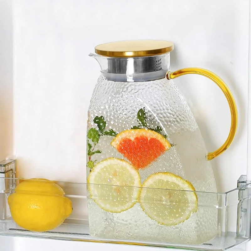 Marke: WEXFFU Glaskaraffe mit Deckel, Wasserkaraffe mit Deckel, 1, 8L, 64oz Wasserkrug für Heißes, Kaltes Wasser, Wasserkaraffe Glas für Hausgemachten Saft Eis Tee Kaffee Milch Wein und Getränk — Wein und Festtafel