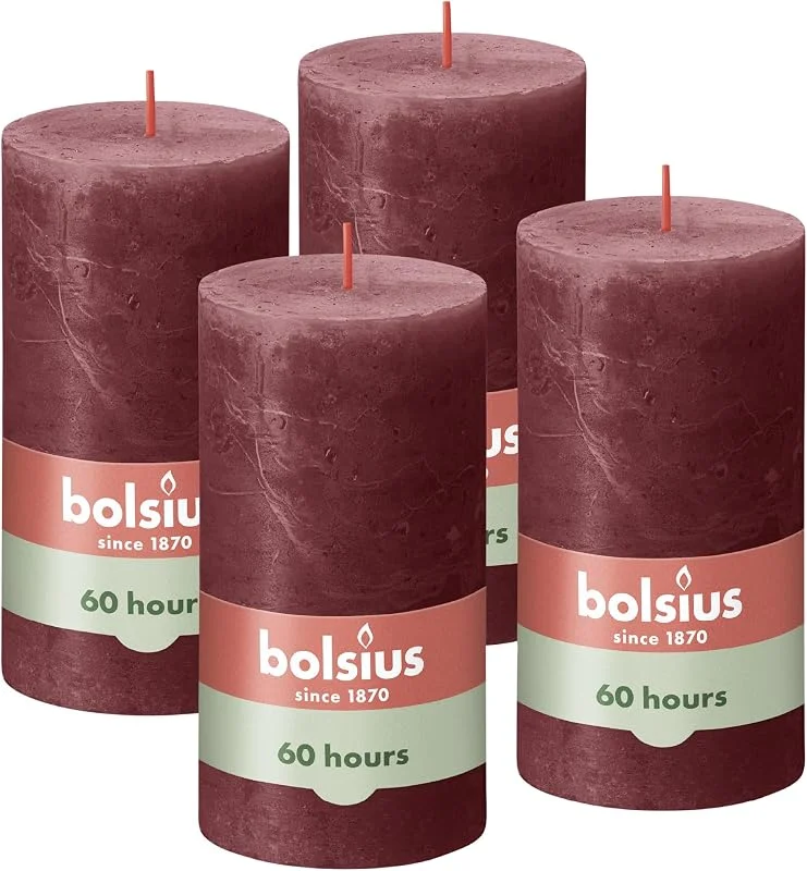 Besuche den bolsius-Store Bolsius Rustik Stumpenkerzen - Bordeauxrot - 4 Stück - 13 x 7 cm - Dekorative Haushaltkerzen - Natürliches Pflanzenwachs - Ohne Palmöl — Advent und Tisch