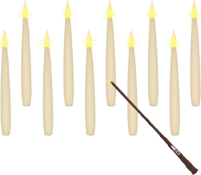 Besuche den Spetebo-Store Spetebo Schwebende LED Kerzen warm weiß mit Zauberstab Fernbedienung - 10er Set - Stabkerzen zum Hängen Batterie betrieben mit Timer — Kerzenlicht Abendessen