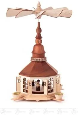 Besuche den Rudolphs Schatzkiste-Store Rudolphs Schatzkiste Pyramide mit Seiffener Kirche und Kurrende, für Kerzen d=14mm Breite x Höhe x Tiefe 20, 5 cmx29 cmx20, 5 cm NEU Erzgebirge Tischpyramide Weihnachtspyramide — Weihnachtsdeko