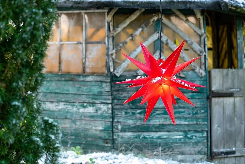 Besuche den Novaliv-Store Novaliv Weihnachtsstern beleuchtet Faltstern 55cm Dekostern ROT hochwertiger Kunststoffstern für Glühbirne mit Timer Funktion 3D Stern 18 Zackig Leuchtstern Weihnachtslicht Winterbeleuchtung 3D Stern — Weihnachtsdeko