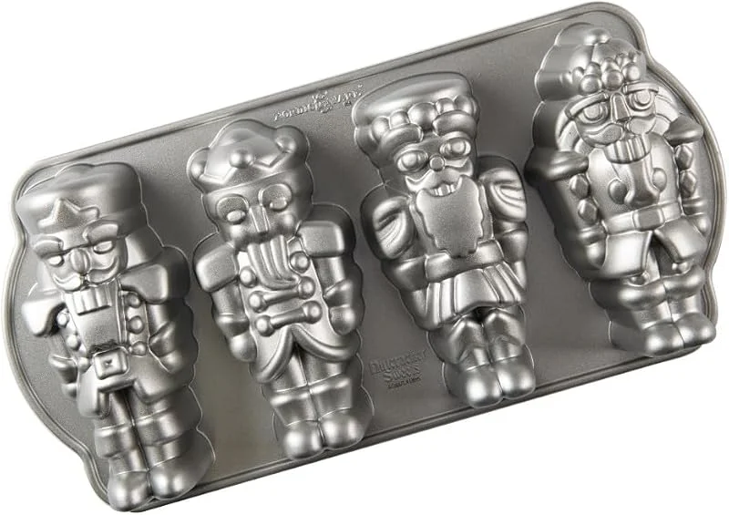 Marke: Nordic Ware Nordic Ware Backform Nutcracker Cakelet Pan Aluminium Grau, 35, 6cm x 17, 5cm, NW 92977 — Weihnachtskueche