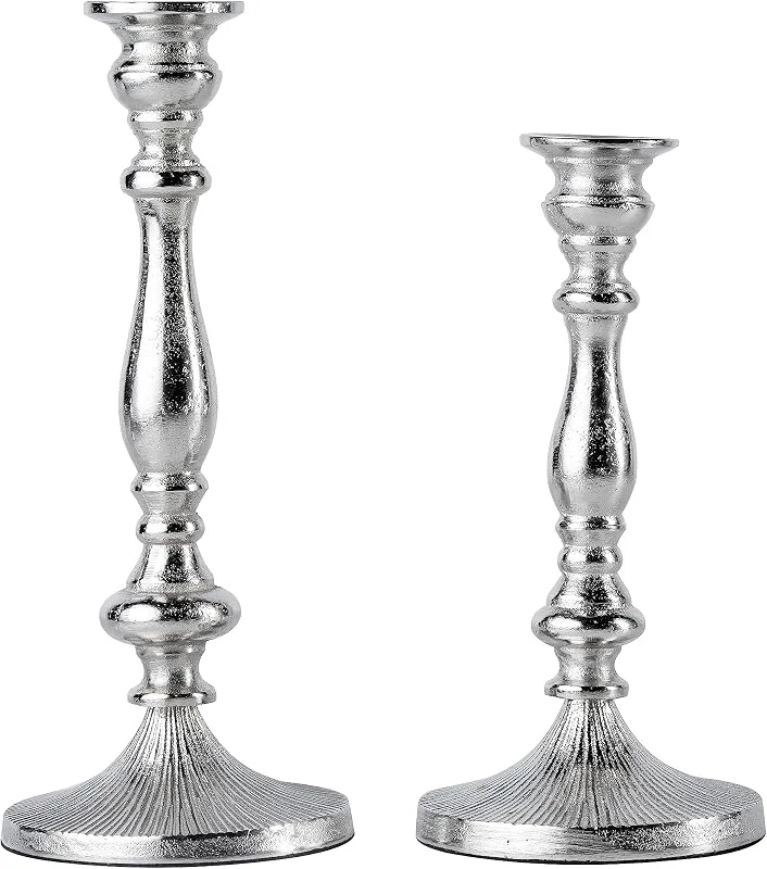 Besuche den MichaelNoll-Store 2er Set Kerzenständer Kerzenhalter Aluminium Silber Deko - Kerzenleuchter Modern für Stabkerzen - Tischdeko Hochzeit - Dekoration Wohnzimmer - H 26 und 31 cm — Kerzenlicht Abendessen