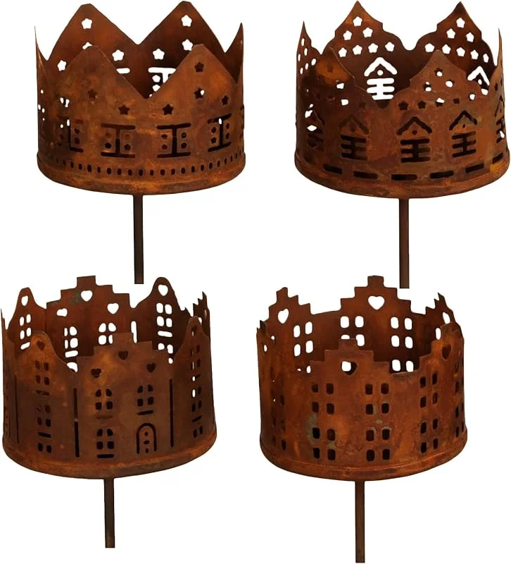 Besuche den Storm's Gartenzaubereien-Store Teelichthalter Vintage - Teelichtstecker 4er Set Häuserform in rost zum Stecken 10, 5cm — Kerzenlicht Abendessen