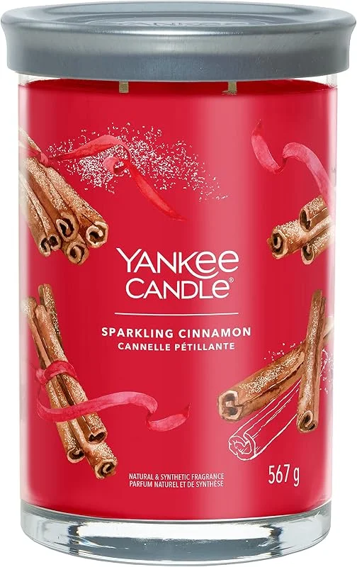 Besuche den Yankee Candle-Store Yankee Candle Signature Duftkerze, große Tumbler-Kerze mit langer Brenndauer „Sparkling Cinnamon“, Soja-Wachs-Mix — Kerzenlicht Abendessen
