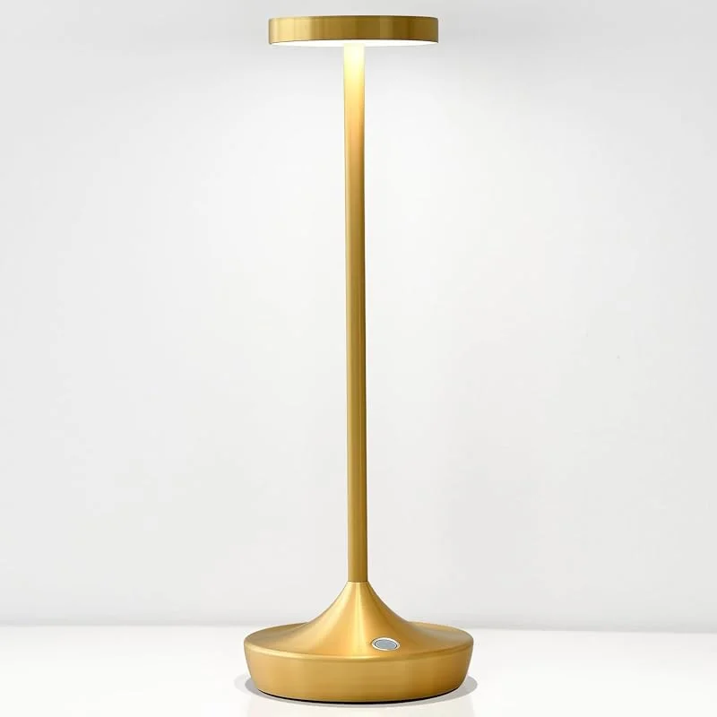 Marke: Willdoak Wiederaufladbare Tischlampe, kabellos, 6000 mAh, batteriebetriebene LED-Tischleuchte, tragbar, Touch, dimmbar, wasserdicht, Tischlampen für Terrasse, Restaurant, Essen (Gold) — Kerzenlicht Abendessen