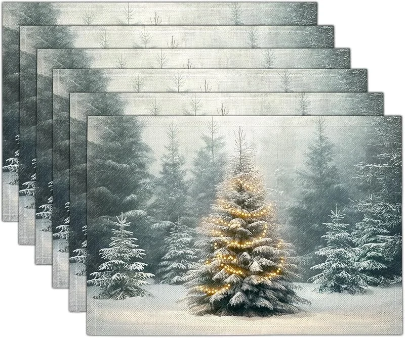 Marke: GDJSMIN 2er Set Platzset Weihnachten Tischset Dunkelgrün Weihnachten Leinen Platzdeckchen 30x45cm Winterwaldlandschaft Tischsets mit Bunte Lichter Weihnachtsbaum-Design Weihnachtsdeko — Küche & Haushalt