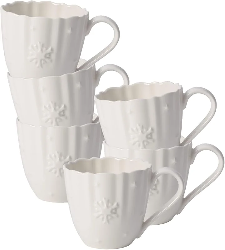 Besuche den Villeroy & Boch-Store Villeroy & Boch Toy's Delight Royal Classic Tassen 6er Set, 250 ml, Kaffee-, Teetassen mit weihnachtlichem Relief, Premium Porzellan, Weiß — Advent und Tisch
