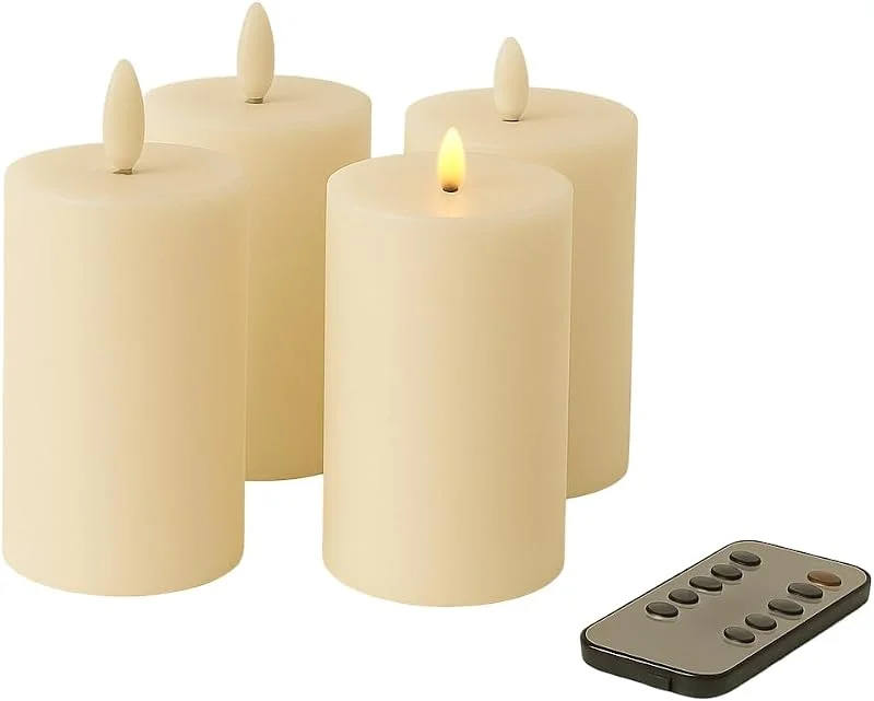 Besuche den Fachhandel Plus-Store LED Kerzen mit Timer – Stumpenkerzen aus Echtwachs mit 3D Flamme & Fernbedienung – LED Echtwachskerzen in verschiedenen Farben & Größen – Ø 6, 5, 7, 5 cm (Creme, 15 x 7, 5 cm) — Kerzenlicht Abendessen